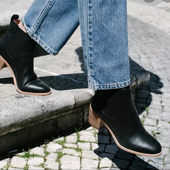 sam edelman case leather bootie